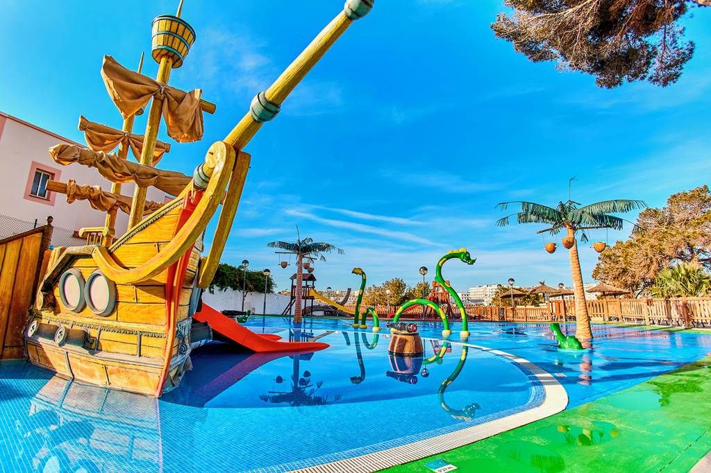 baby and toddler friendly hotel ibiza