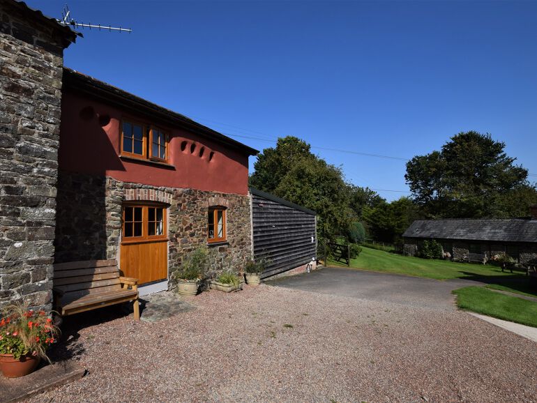 toddler friendly cottage in devon