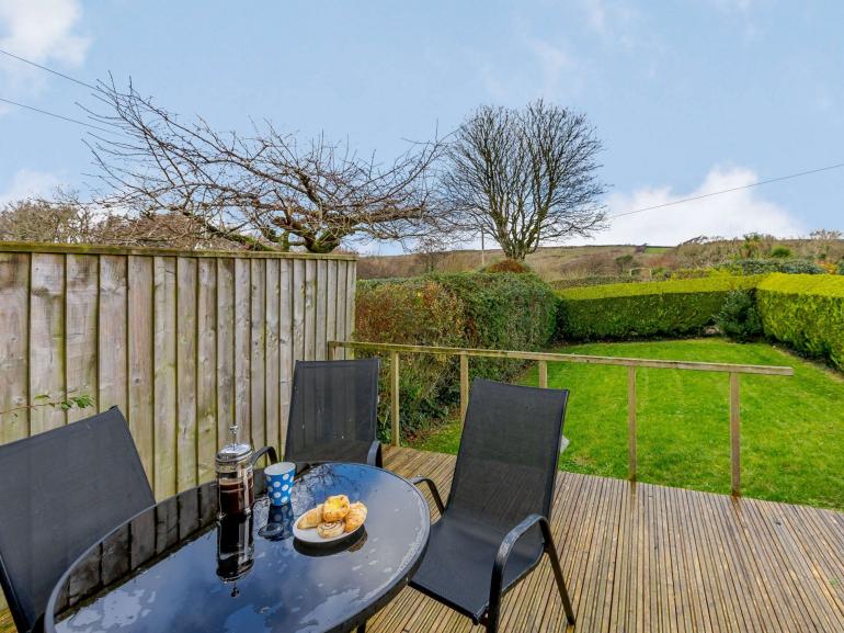 baby and toddler friendly cottage devon