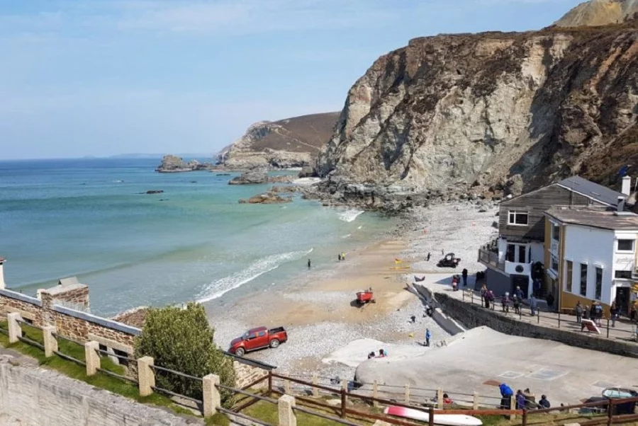 toddler friendly cottage near the beach in cornwall