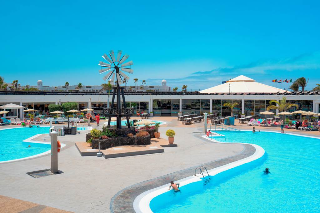 baby and toddler friendly hotel lanzarote