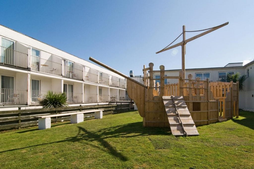 baby and toddler friendly hotel in cornwall