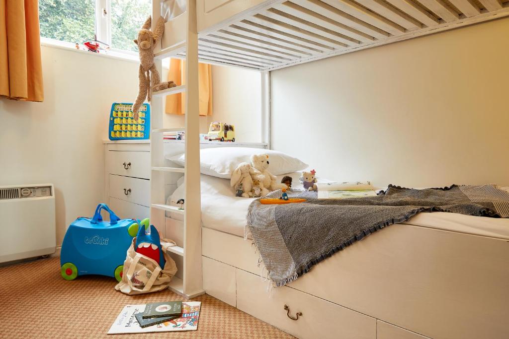 baby and toddler friendly place to stay wales