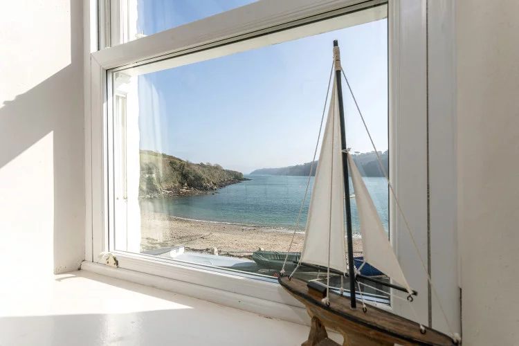 baby and toddler friendly cottage near the helford passage in cornwall