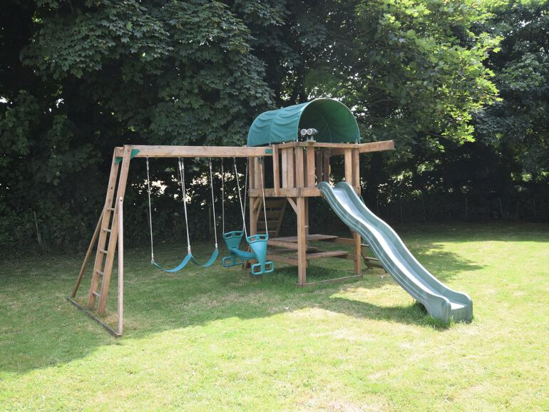 baby and toddler friendly cottage on a farm in cornwall