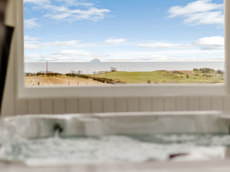 baby and toddler friendly cottage in scotland