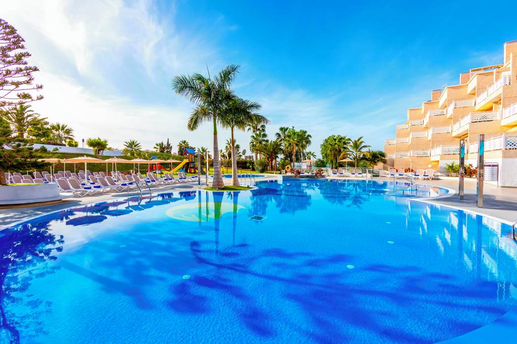 baby and toddler friendly hotel tenerife