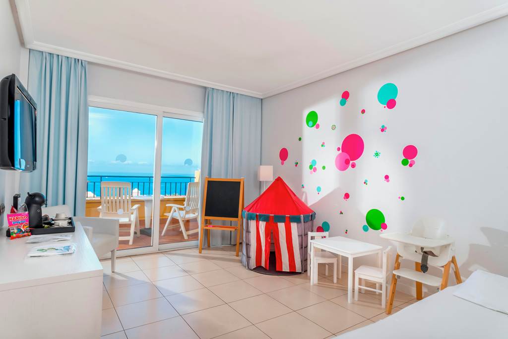 toddler friendly hotel in tenerife