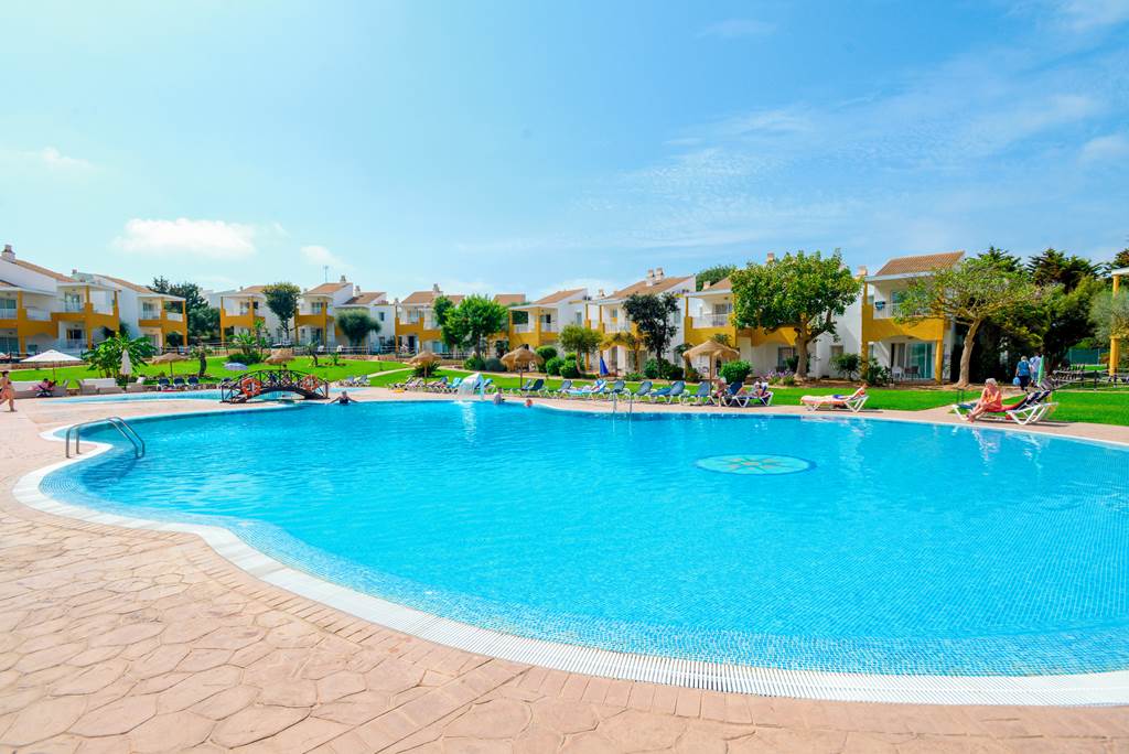 baby and toddler friendly hotel menorca