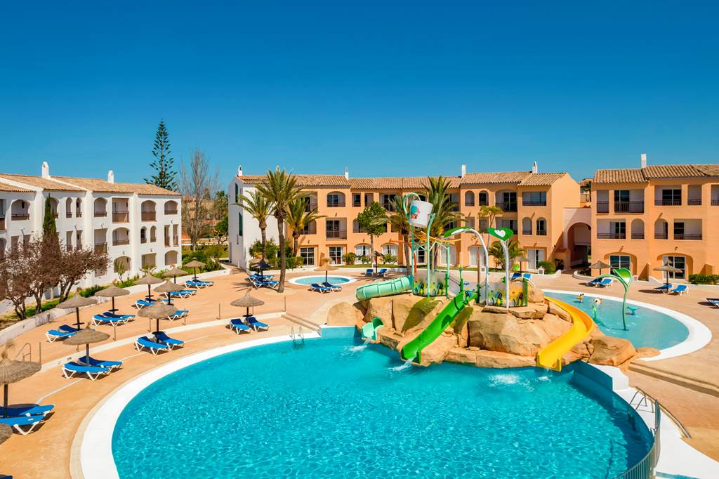 baby and toddler friendly hotel menorca