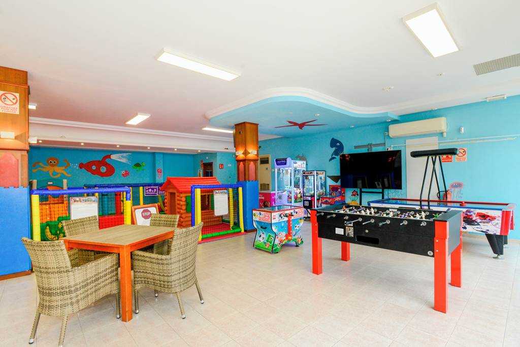 baby and toddler friendly apartments in menorca