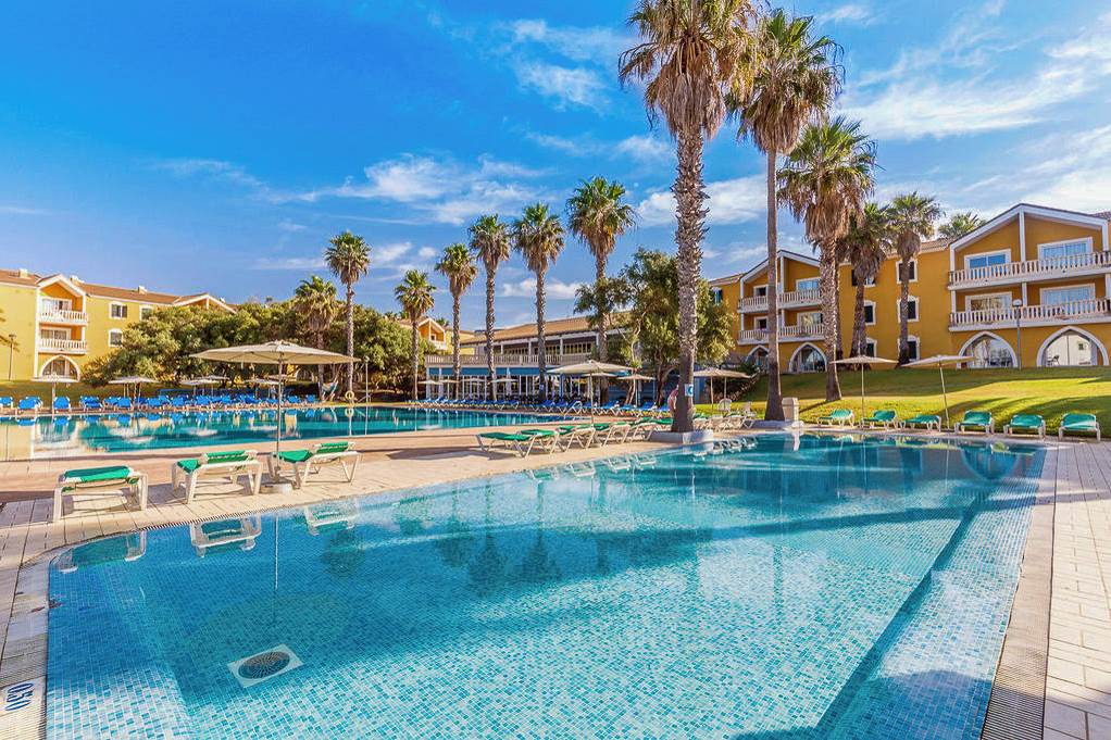 baby and toddler friendly hotel menorca