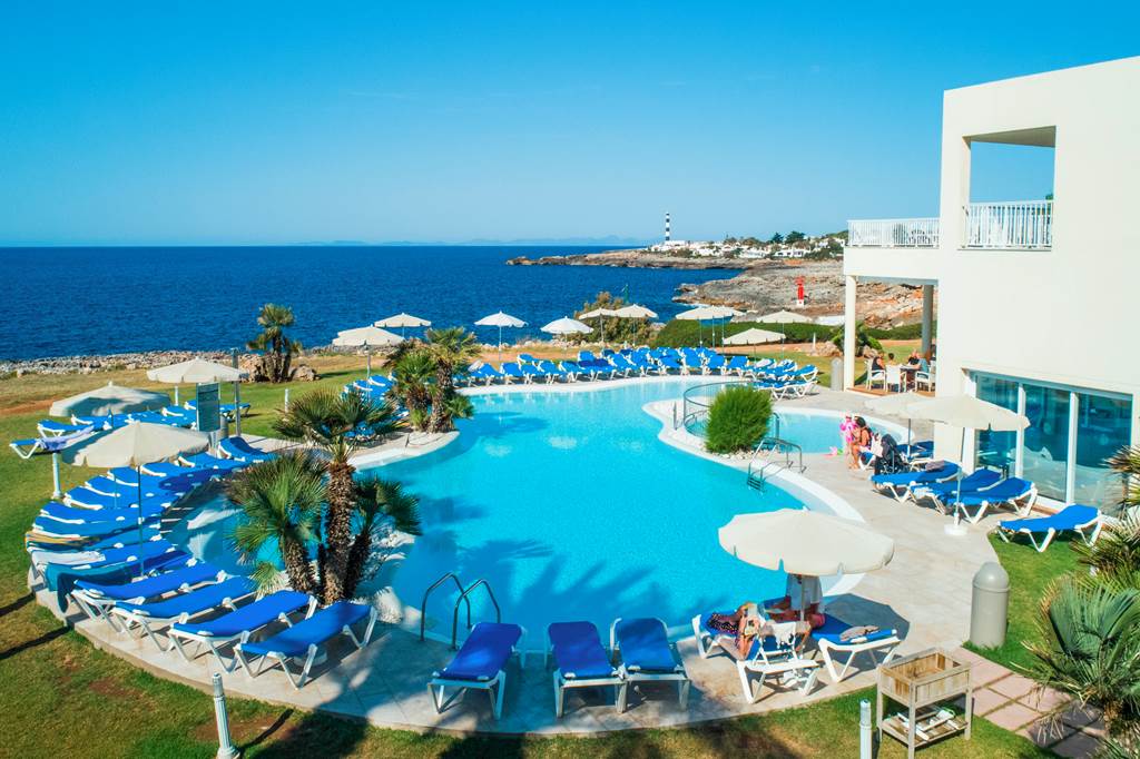 baby and toddler friendly apartment menorca