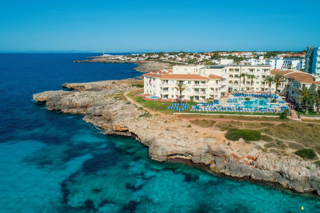baby and toddler friendly apartment menorca