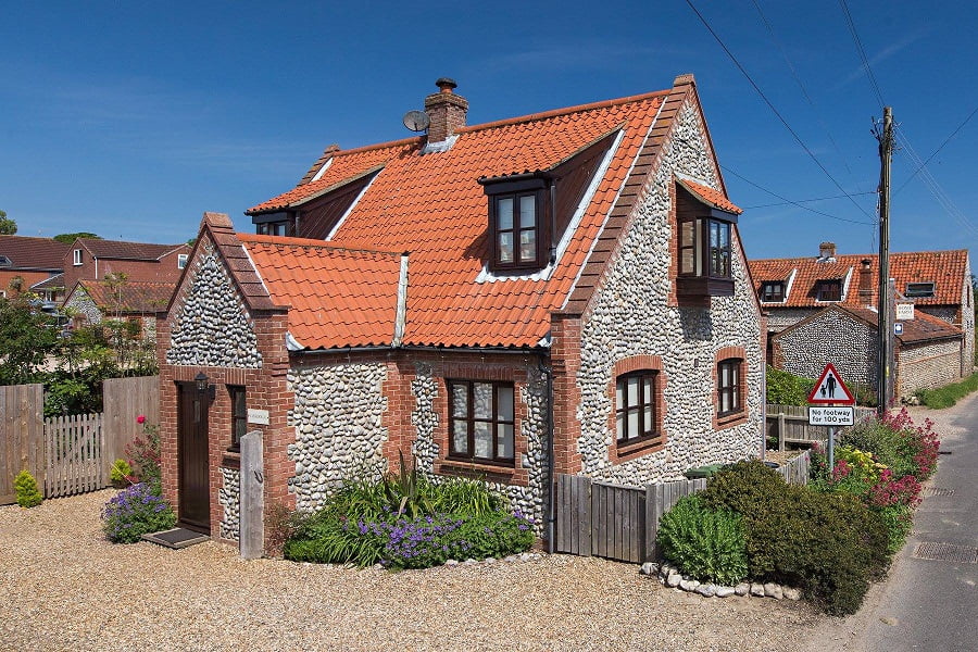 toddler friendly cottage with a swimming pool