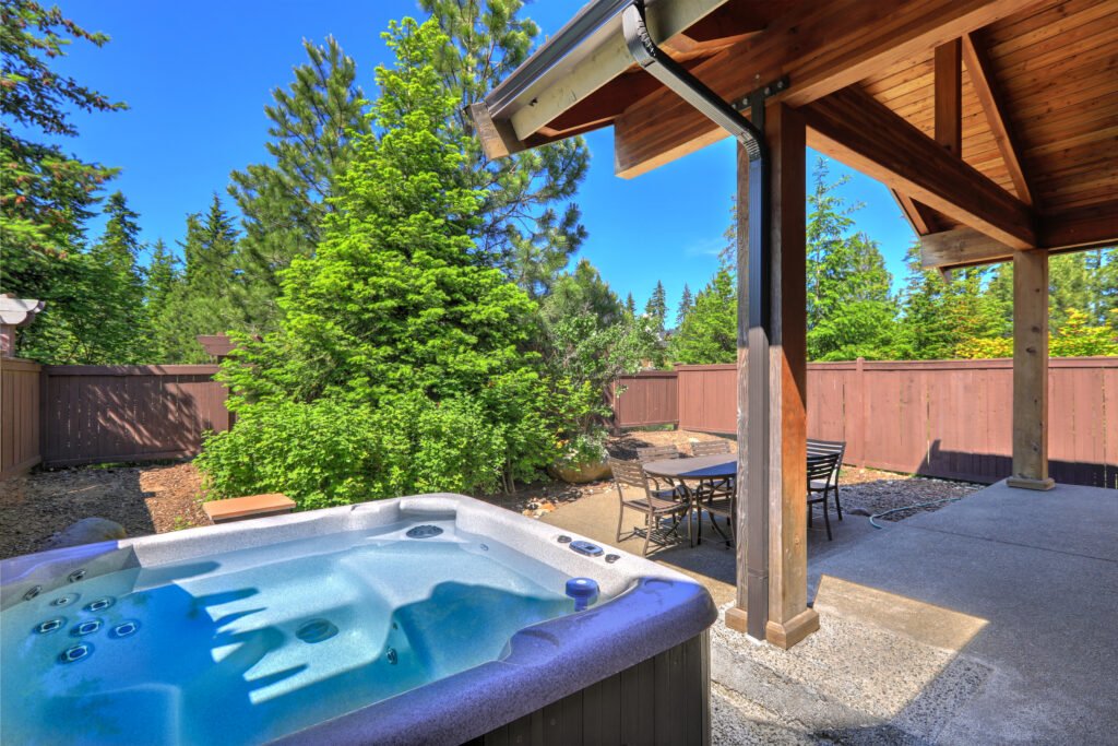 best baby and toddler friendly cottages with a hot tub