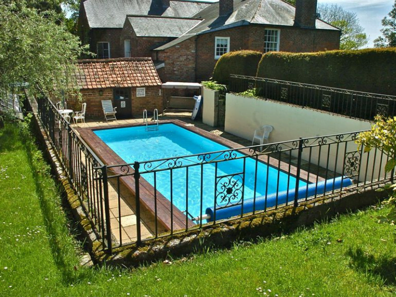 toddler friendly cottage in yorkshire with a swimming pool