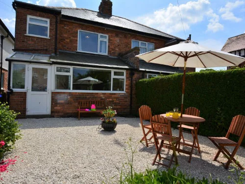 toddler friendly cottage near the beach in yorkshire