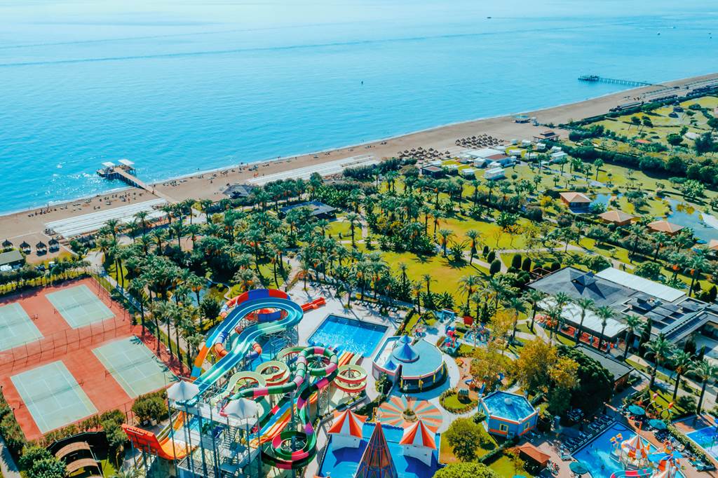 toddler friendly hotel in turkey with a waterpark