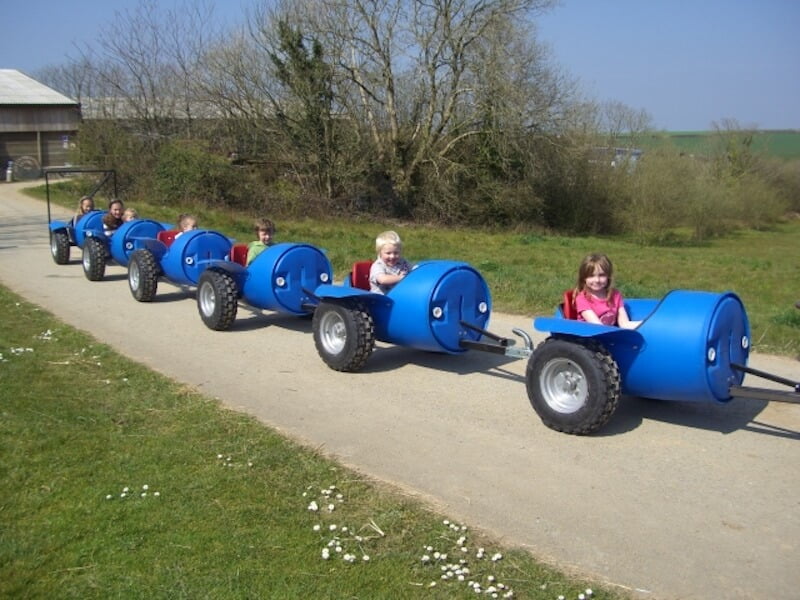 toddler farm stay cornwall