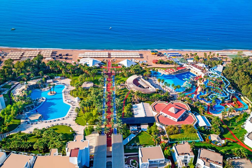 toddler friendly hotel turkey with a waterpark