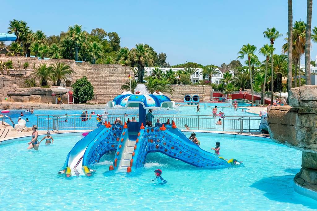 toddler friendly hotel turkey with a waterpark