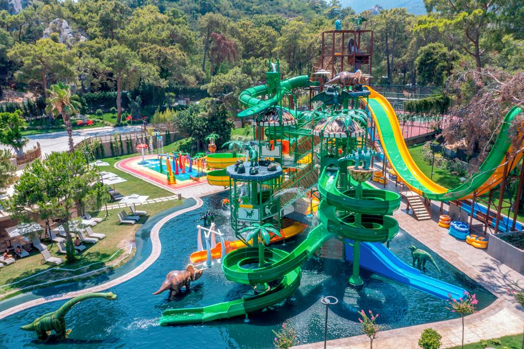 toddler friendly hotel in Turkey with a waterpark