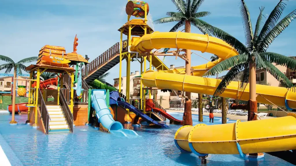 toddler friendly hotel with waterpark