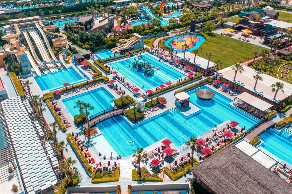 toddler friendly hotel turkey with a waterpark