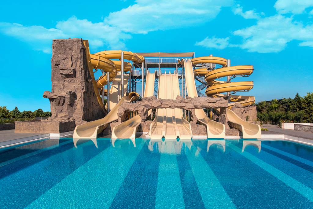 toddler friendly hotel turkey with a waterpark