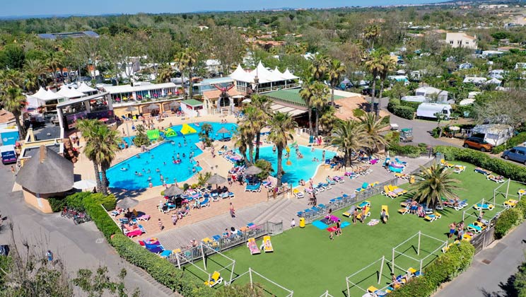 toddler friendly holiday park near the beach