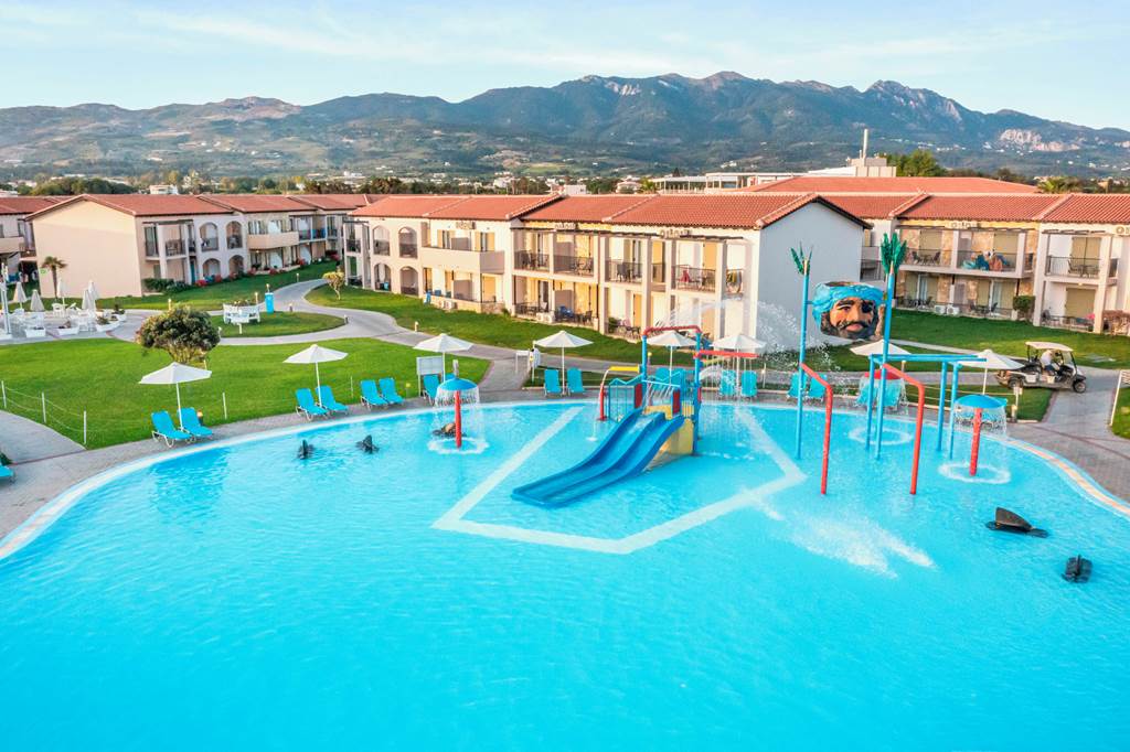 baby and toddler friendly hotel in greece