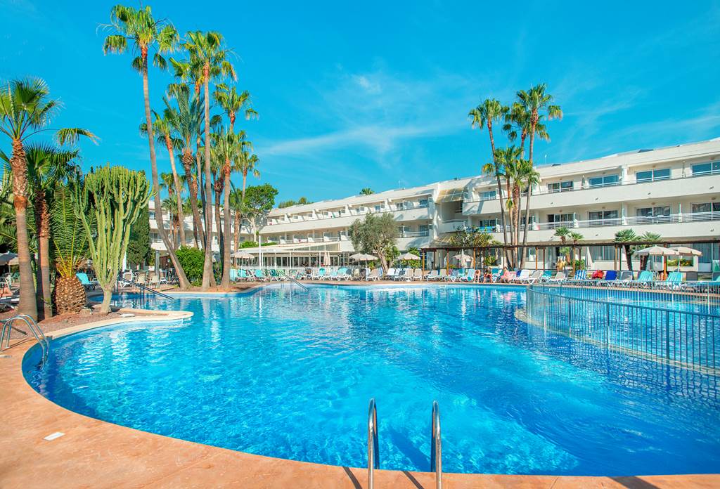 baby and toddler friendly place to stay majorca