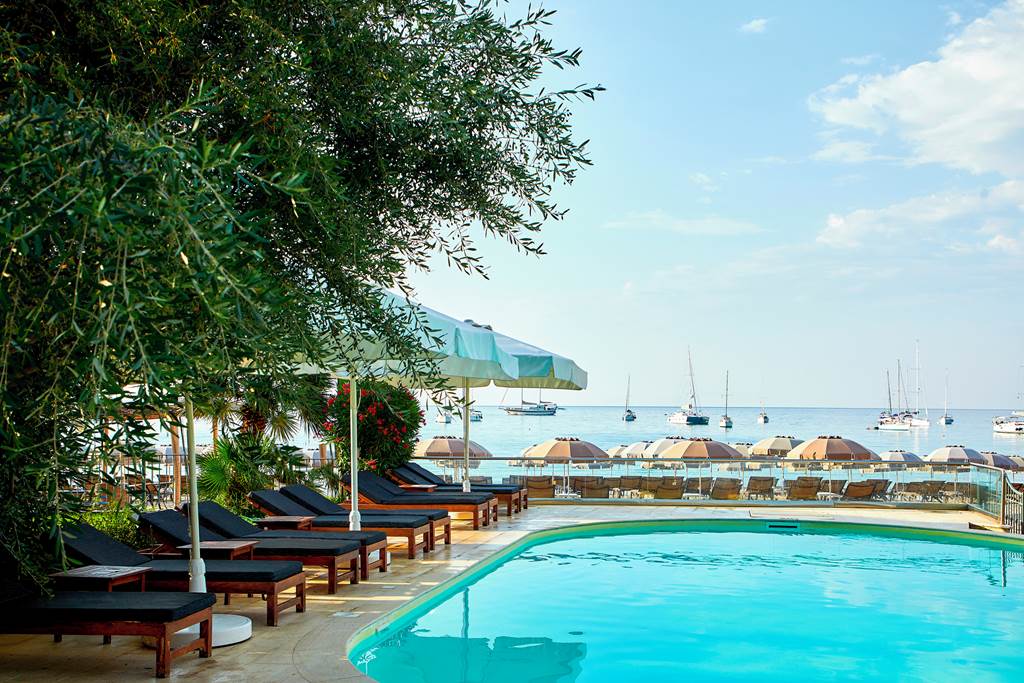 baby and toddler friendly hotel Greece