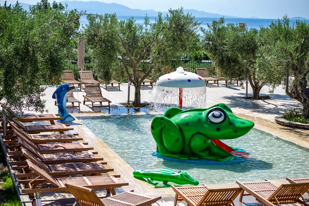 baby and toddler friendly hotel in greece