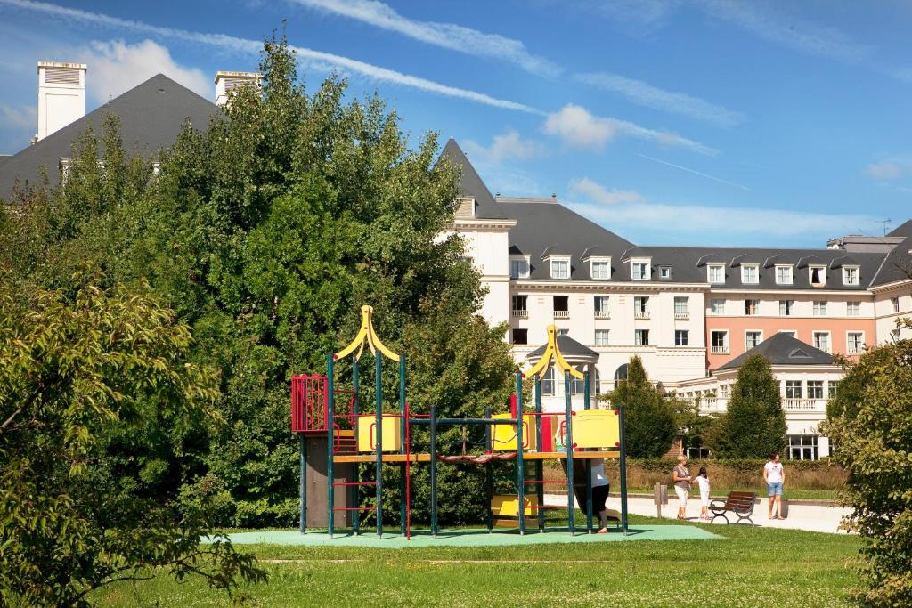 toddler friendly place to stay near disneyland paris