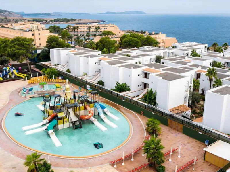 baby and toddler friendly hotel ibiza