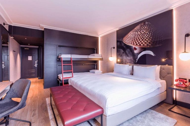 9 Best Family Friendly Places To Stay Near Legoland Windsor 9-best-family-friendly-places-to-stay-near-legoland-windsor