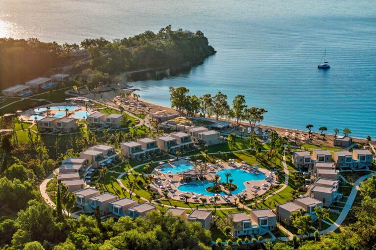 20-best-all-inclusive-toddler-friendly-hotels-greece