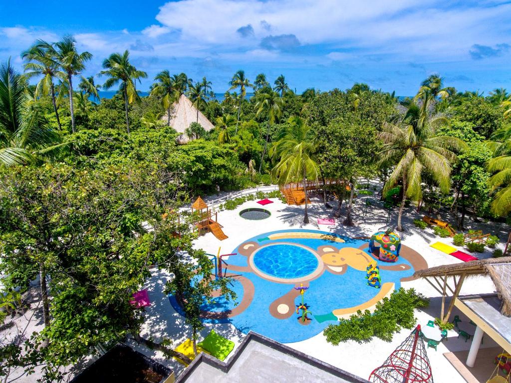 baby and toddler friendly hotel in the maldives