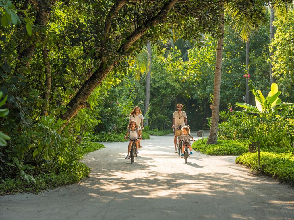 baby and toddler friendly hotel in maldives