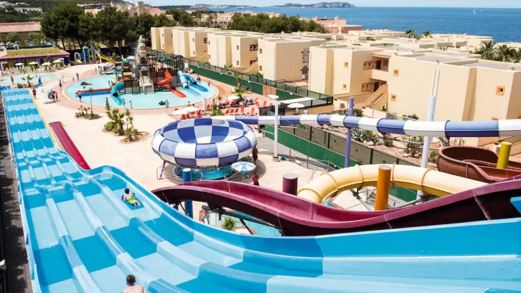 toddler friendly hotel in spain with waterpark