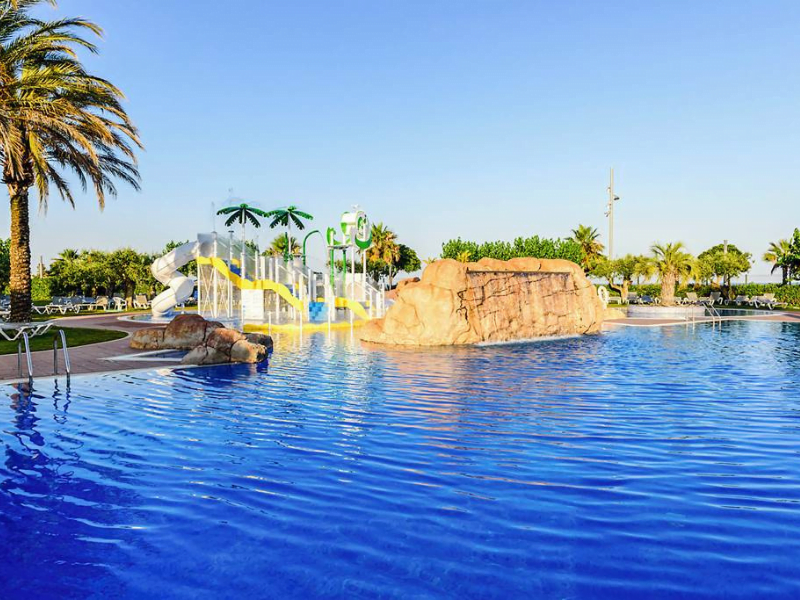 family friendly places to stay near portaventura