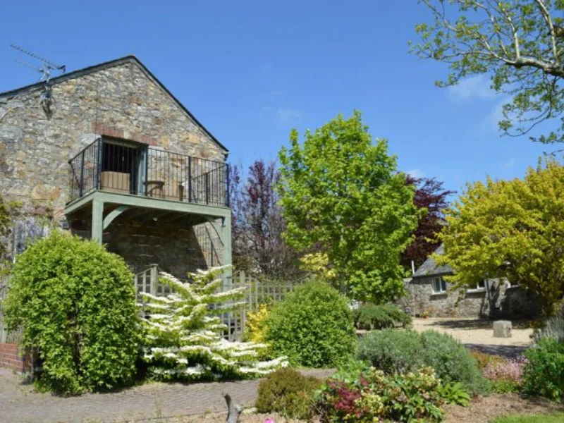 toddler friendly farm cottage near st austell