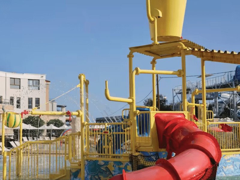 hotel for toddlers in crete with a waterpark