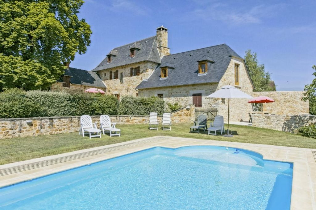 baby and toddler friendly place to stay dordogne