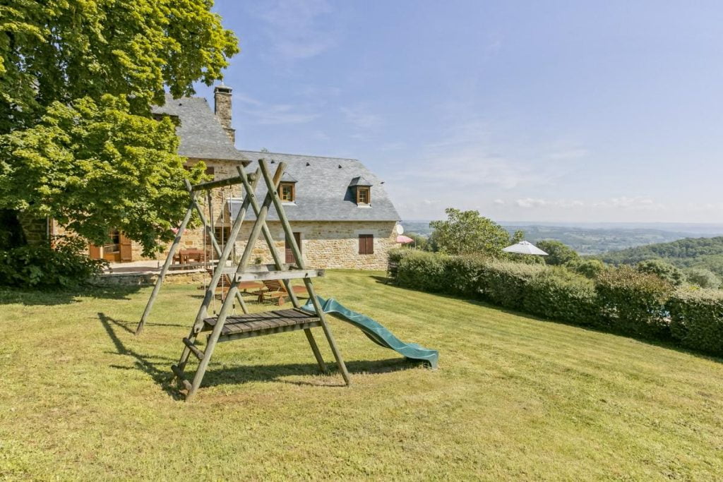 baby and toddler friendly place to stay dordogne