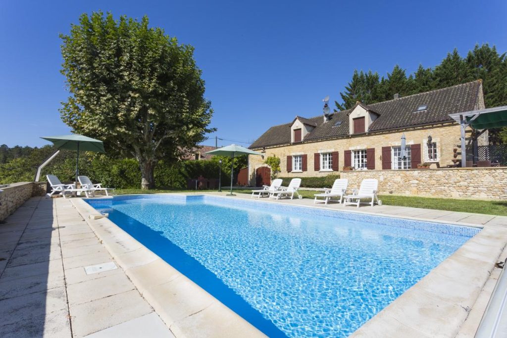 baby and toddler friendly place to stay dordogne