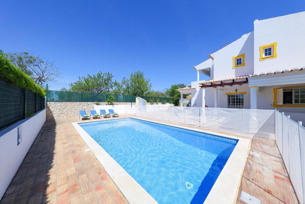 baby and toddler friendly villa portugal