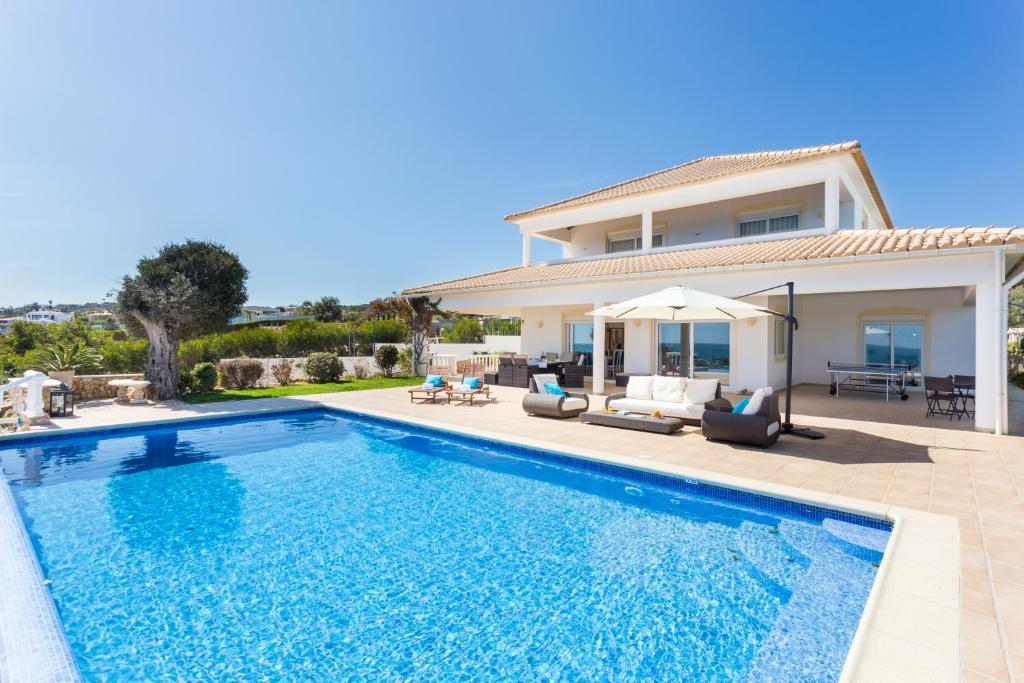 baby and toddler friendly villa portugal